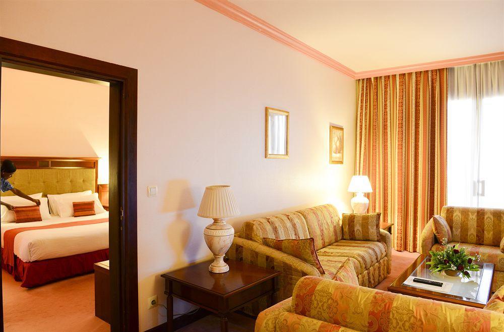 Lancaster Ouaga 2000 Hotell Ouagadougou Eksteriør bilde