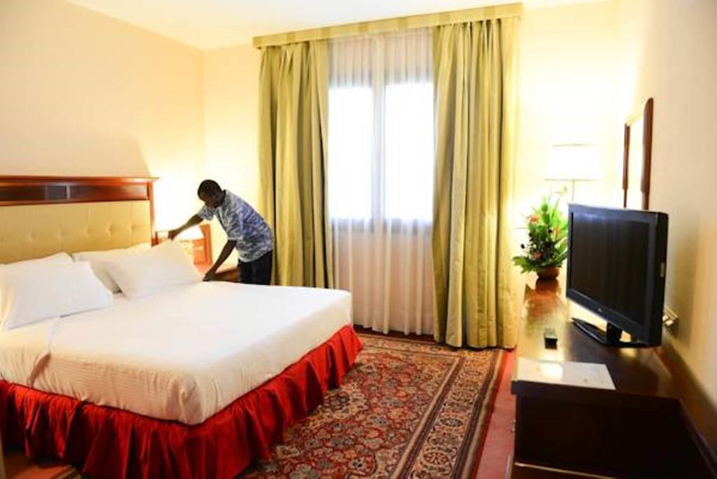 Lancaster Ouaga 2000 Hotell Ouagadougou Rom bilde