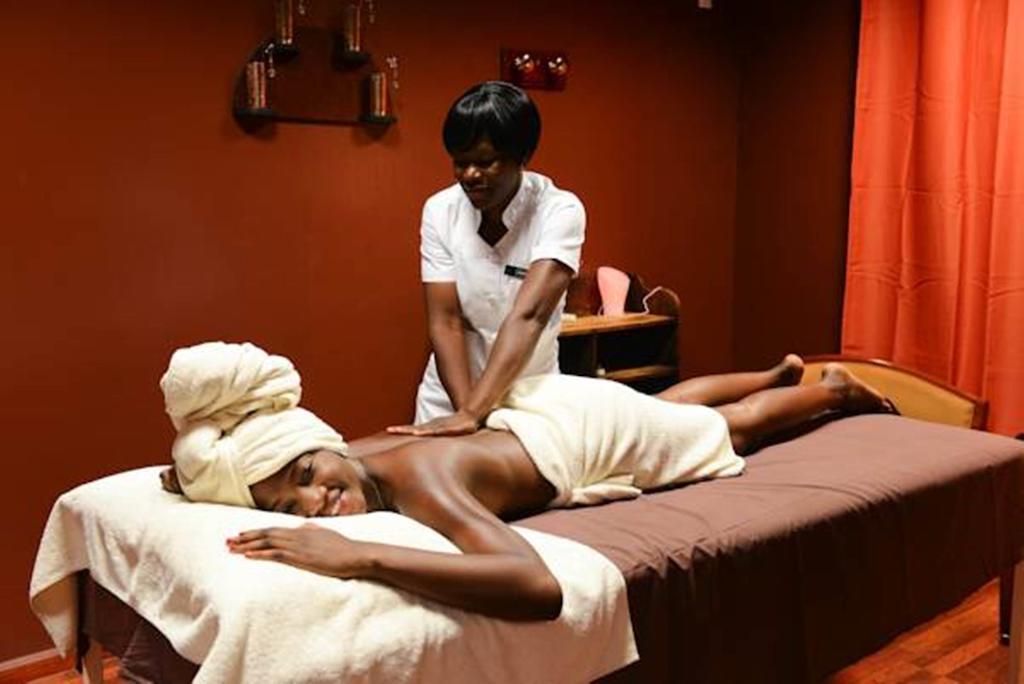 Lancaster Ouaga 2000 Hotell Ouagadougou Eksteriør bilde