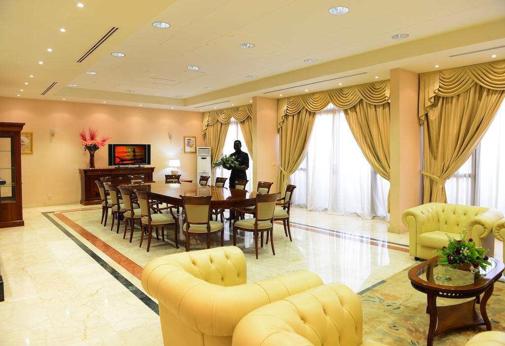 Lancaster Ouaga 2000 Hotell Ouagadougou Eksteriør bilde