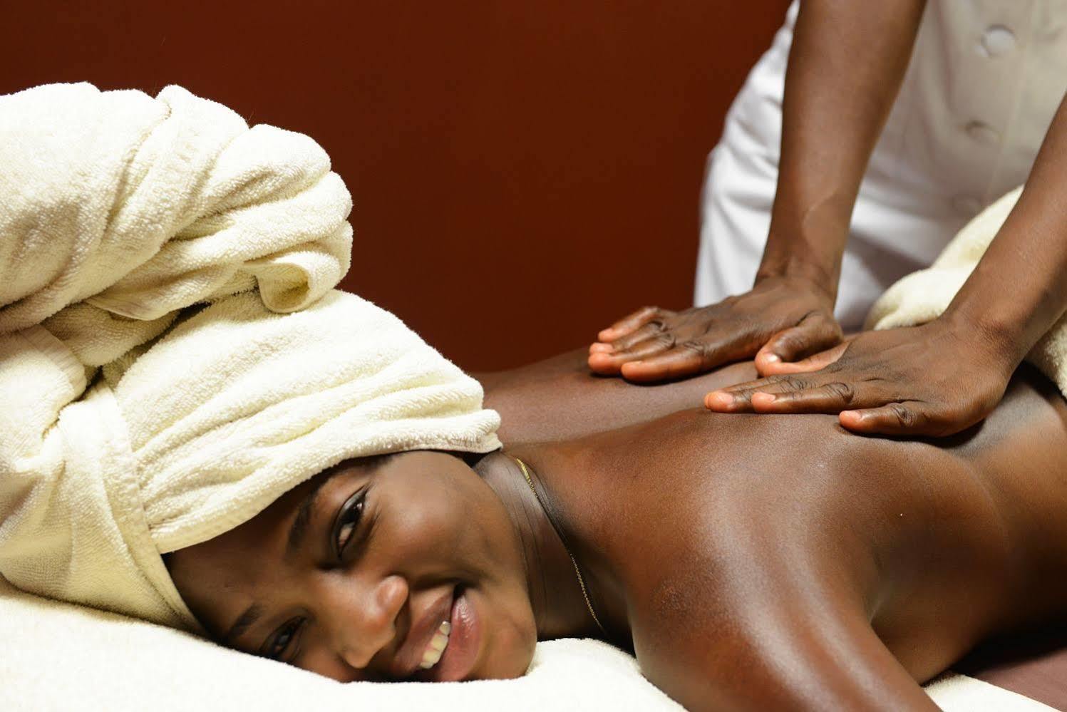 Lancaster Ouaga 2000 Hotell Ouagadougou Eksteriør bilde